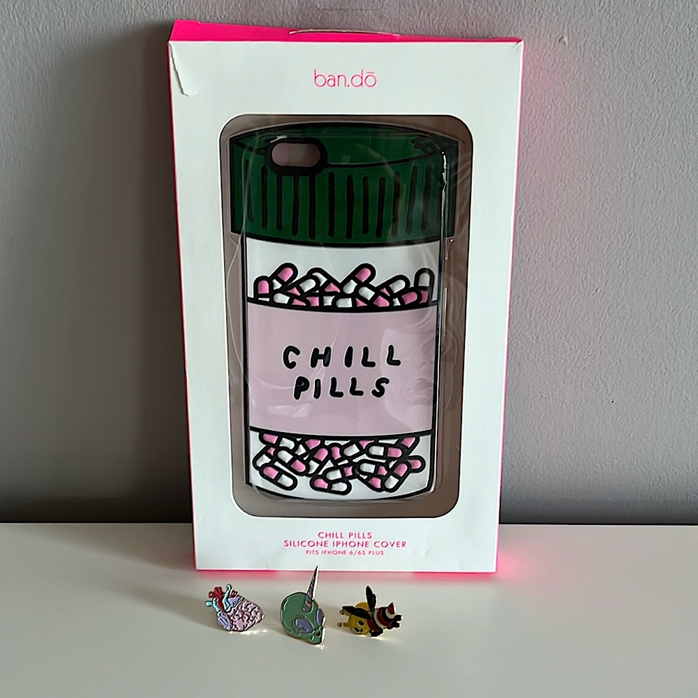 Trendy iPhone Case & Collector Pins